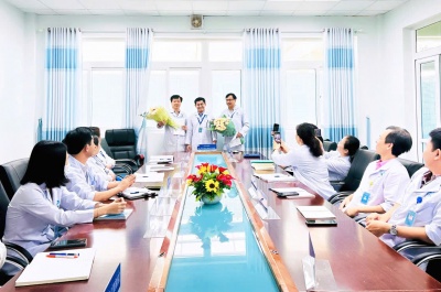 trao quyết định bổ nhiệm phó trưởng khoa